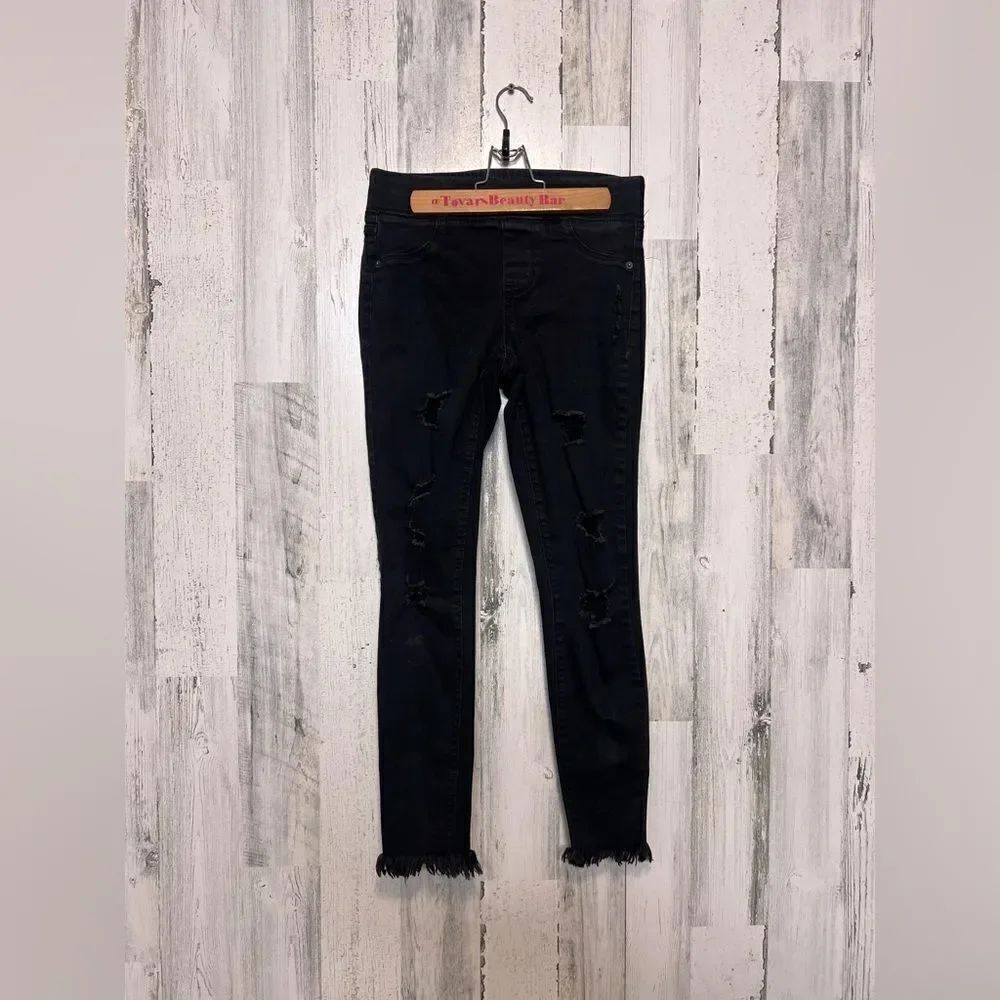 Black jeans 